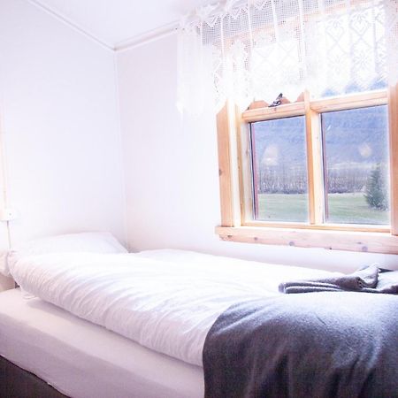 Fossardalur Guesthouse Djúpivogur Esterno foto