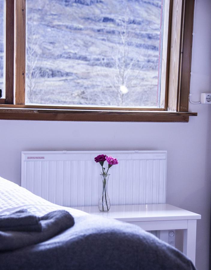 Fossardalur Guesthouse Djúpivogur Esterno foto